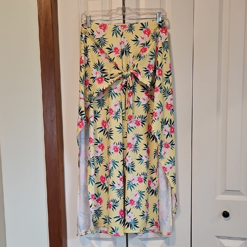 Lands' End Beach Pants Size MP Yellow With Flowers